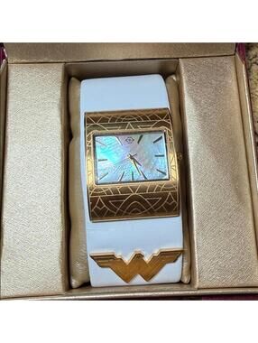 ✨ Nanette Lepore Gold & White Women’s Watch – Wonder Woman Edition ✨